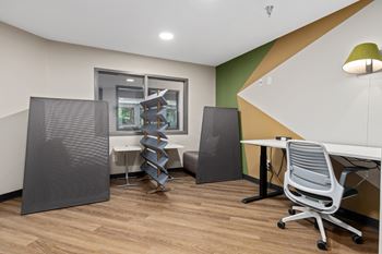 Coworking & modern lounge spaces